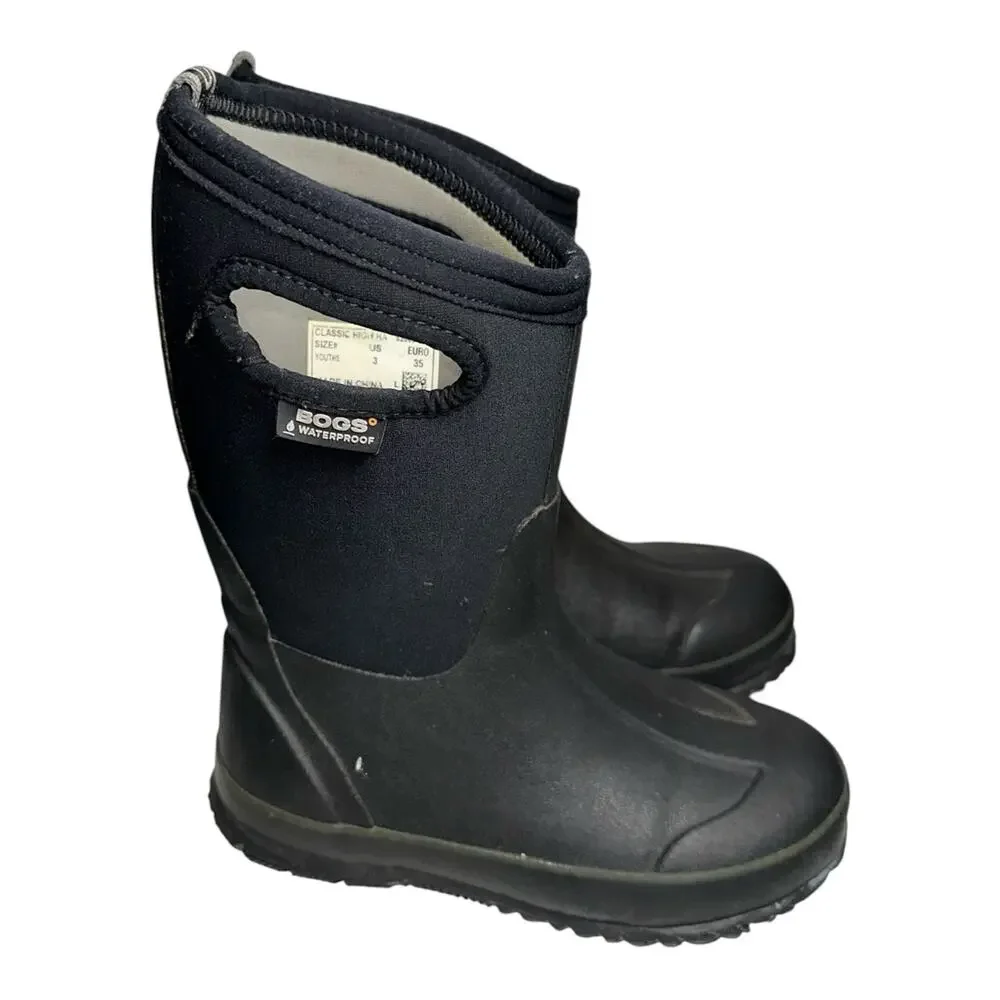 Bogs Kids Size 3 Black Waterproof Pull On Boots with Built In Handles